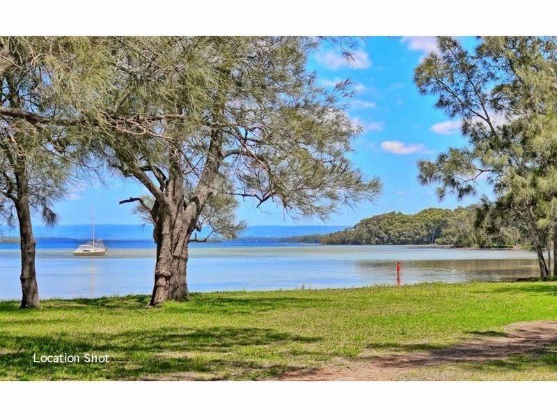 Photo - 2/200 Macleans Point Road, Sanctuary Point NSW 2540 - Image 9