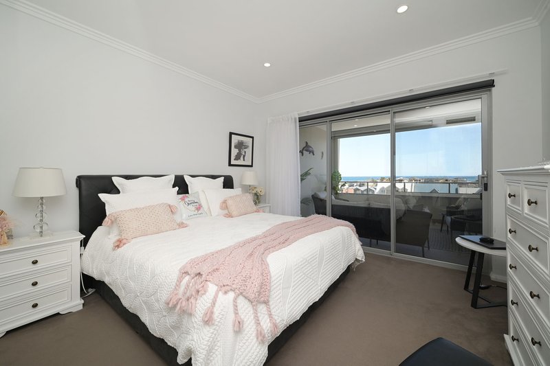 Photo - 2/201 Anchorage Drive, Mindarie WA 6030 - Image 10