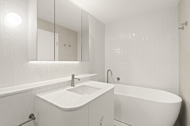 Photo - 2201/36 Baker Street, Gosford NSW 2250 - Image 12