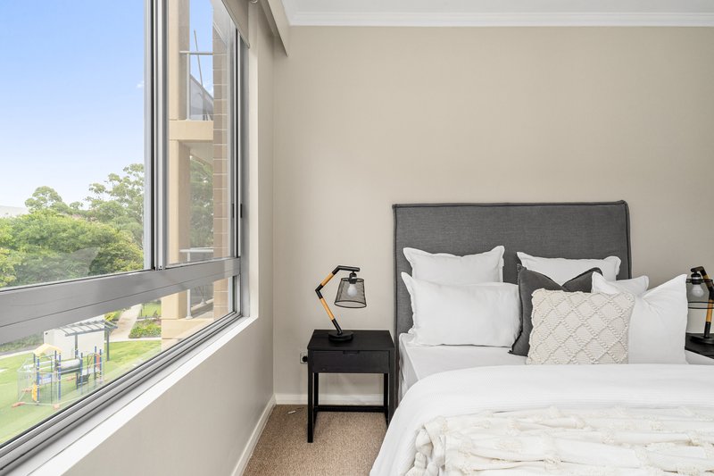 Photo - 220/16 Lusty Street, Wolli Creek NSW 2205 - Image 6