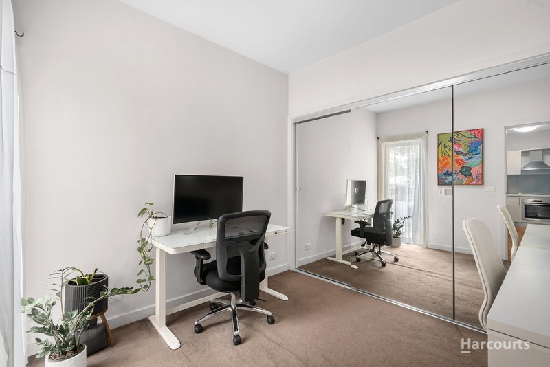Photo - 2/202 Glen Iris Road, Glen Iris VIC 3146 - Image 9