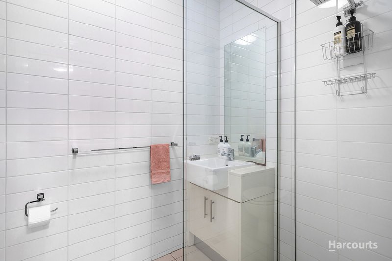 Photo - 2/202 Glen Iris Road, Glen Iris VIC 3146 - Image 10