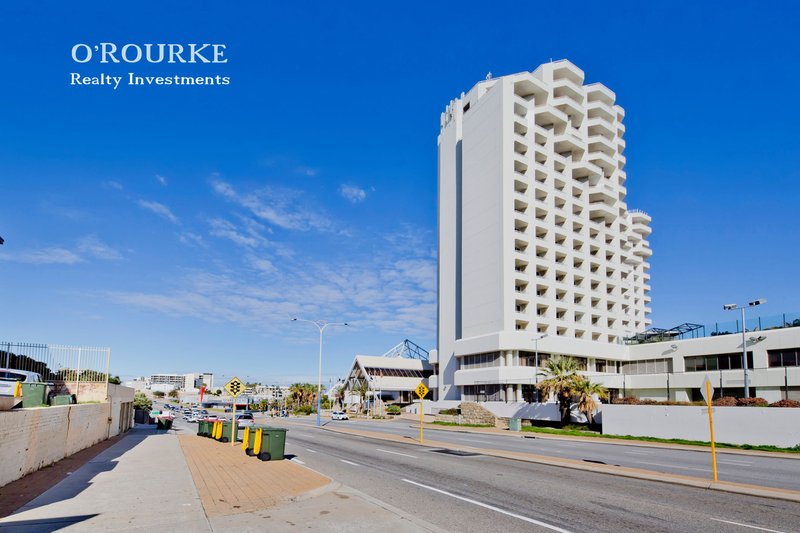 Photo - 2/202 West Coast Highway, Scarborough WA 6019 - Image 3