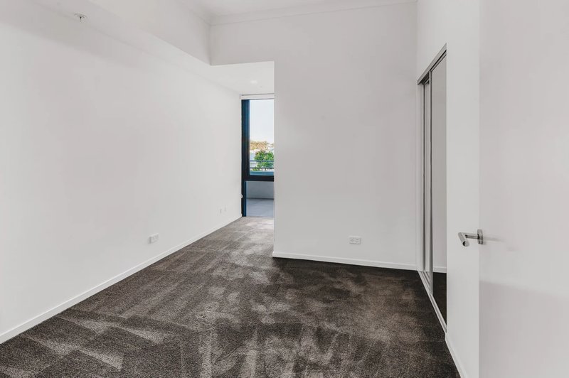 Photo - 2202/1 Grant Avenue, Hope Island QLD 4212 - Image 3