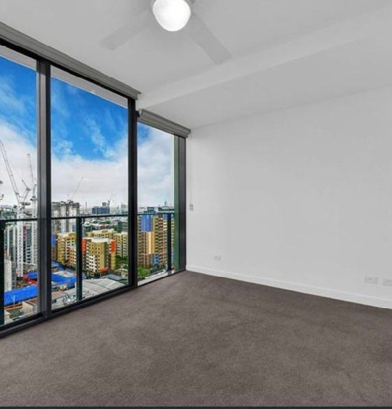 Photo - 2202/10 Trinity Street, Fortitude Valley QLD 4006 - Image 12