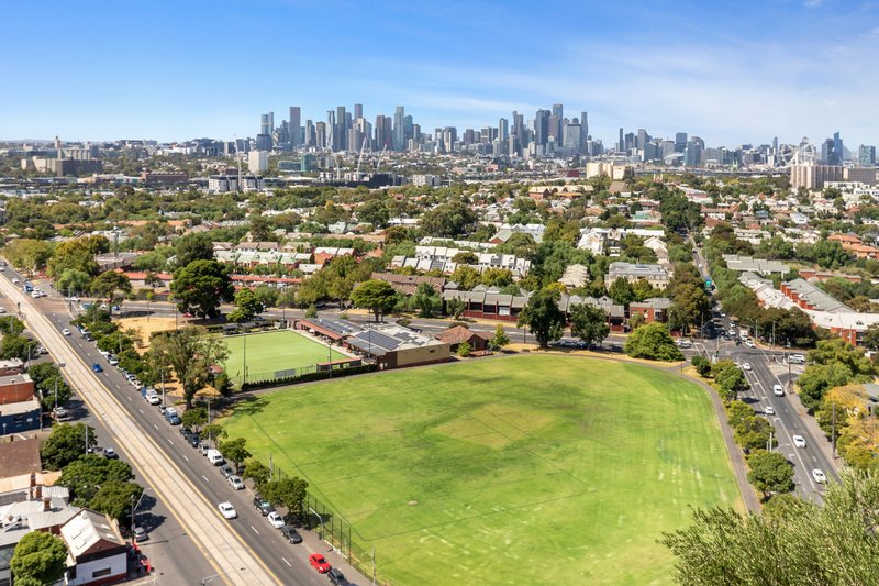 Photo - 2203/1 Ascot Vale Road, Flemington VIC 3031 - Image 14