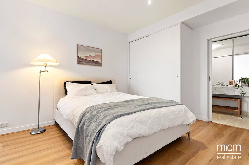 Photo - 2203/22-24 Jane Bell Lane, Melbourne VIC 3000 - Image 4