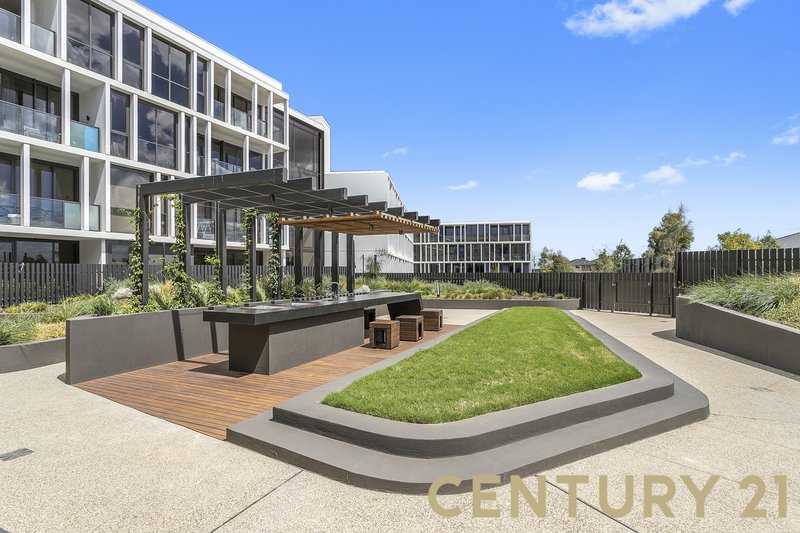 Photo - 220/33 Quay Boulevard, Werribee South VIC 3030 - Image 3