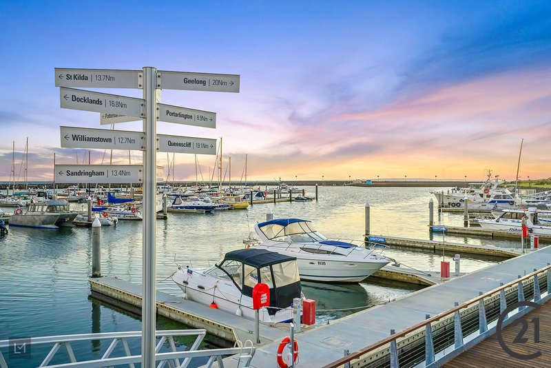 Photo - 220/33 Quay Boulevard, Werribee South VIC 3030 - Image 5