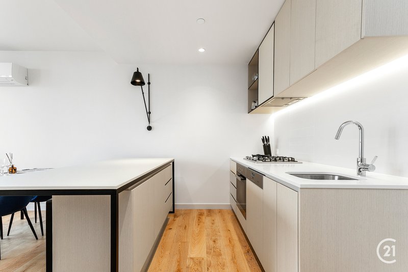 Photo - 220/33 Quay Boulevard, Werribee South VIC 3030 - Image 8