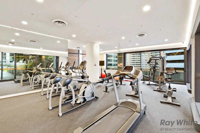 Photo - 2203/69 Albert Avenue, Chatswood NSW 2067 - Image 9