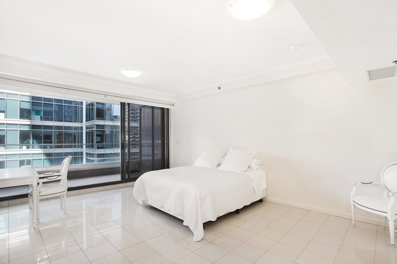 Photo - 2203/91 Liverpool Street, Sydney NSW 2000 - Image 3