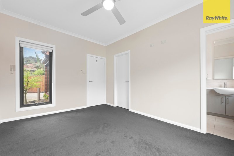 Photo - 2/204 Alfrieda Street, St Albans VIC 3021 - Image 7