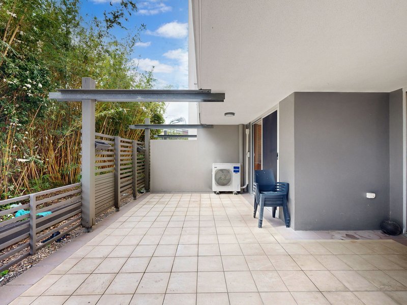 Photo - 2204/141 Campbell Street, Bowen Hills QLD 4006 - Image 10