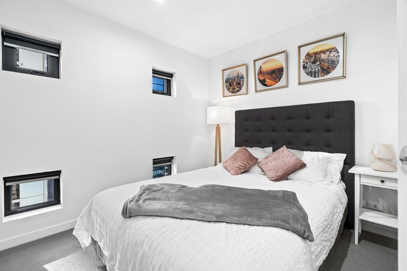 Photo - 2204/58 Clarke Street, Southbank VIC 3006 - Image 4