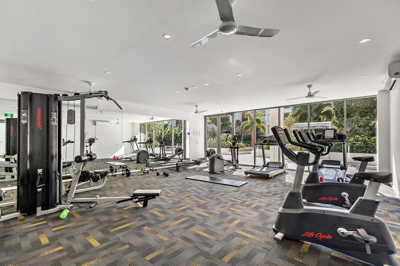 Photo - 2205/1-7 Waterford Court, Bundall QLD 4217 - Image 23