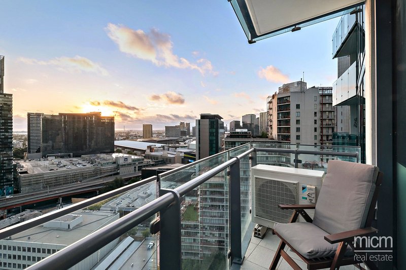 Photo - 2205/180 City Road, Southbank VIC 3006 - Image 2