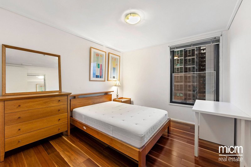 Photo - 2206/163 City Road, Southbank VIC 3006 - Image 6