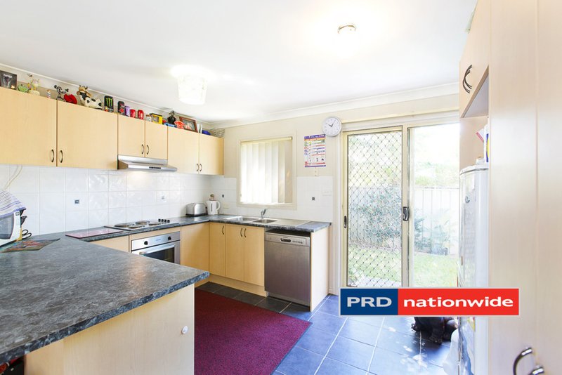 Photo - 2/207 Jamison Road, Penrith NSW 2750 - Image 2