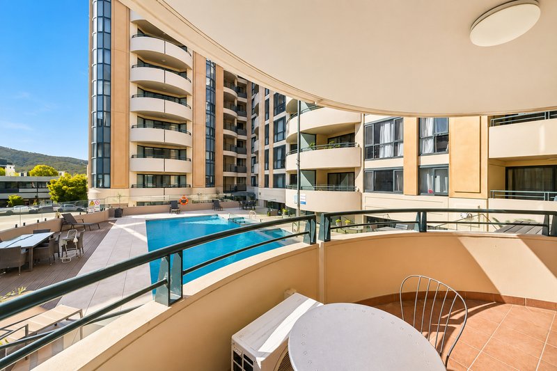 Photo - 220/74 Northbourne Avenue, Braddon ACT 2612 - Image 1