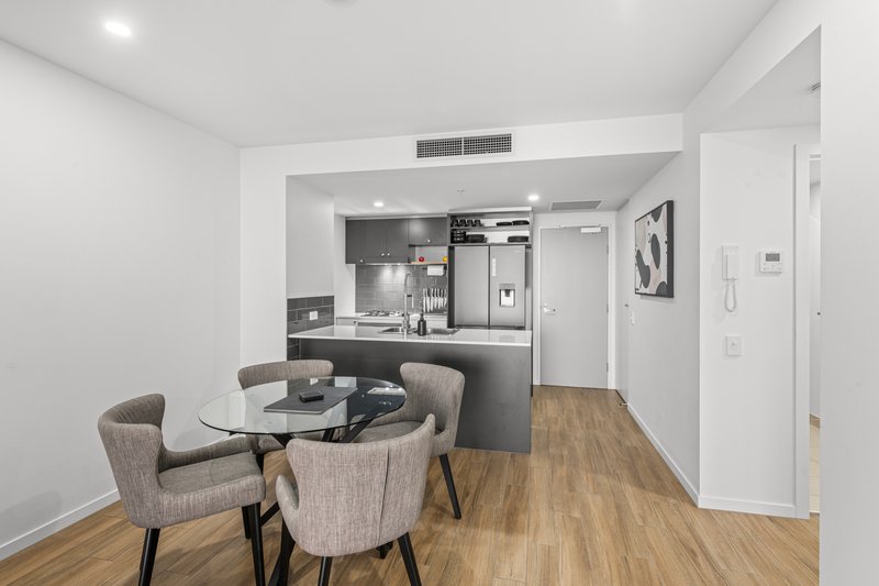Photo - 2208/37 Mayne Road, Bowen Hills QLD 4006 - Image 3