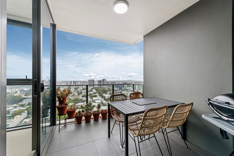 Photo - 2208/37 Mayne Road, Bowen Hills QLD 4006 - Image 5