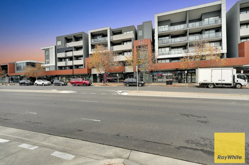 Photo - 220/9 Commercial Road, Caroline Springs VIC 3023 - Image 12