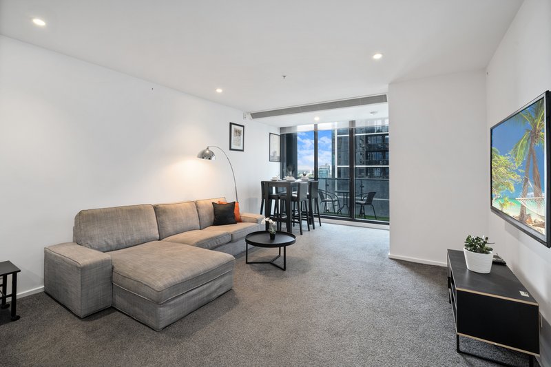 Photo - 2209/151 City Road, Southbank VIC 3006 - Image 3