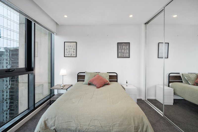 Photo - 2209/151 City Road, Southbank VIC 3006 - Image 9