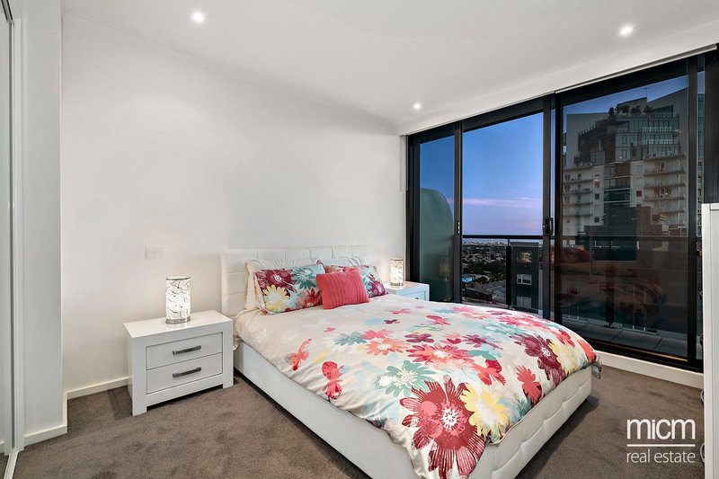 Photo - 2209/63 Whiteman Street, Southbank VIC 3006 - Image 6