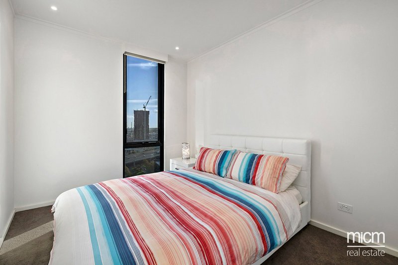 Photo - 2209/63 Whiteman Street, Southbank VIC 3006 - Image 7