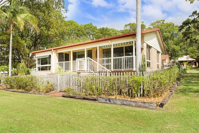 Photo - 2/21 Bold Street, Laurieton NSW 2443 - Image 2