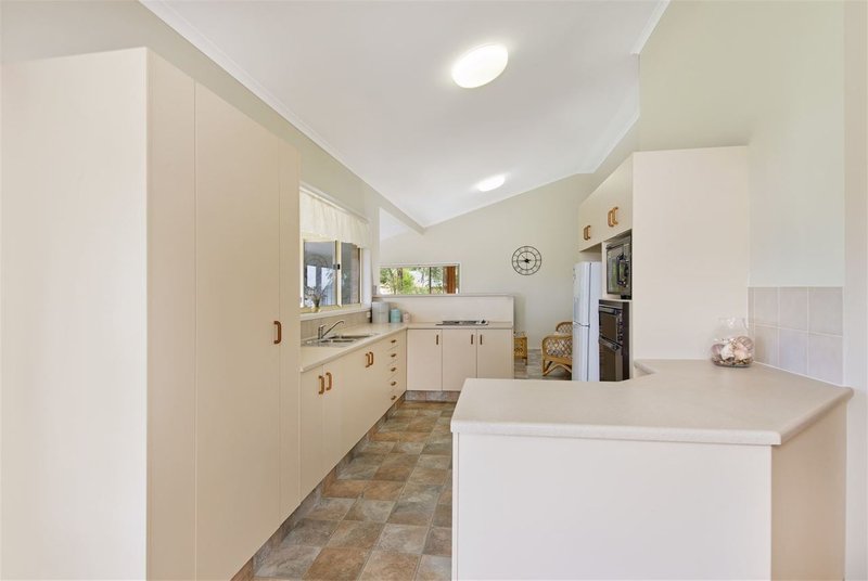 Photo - 2/21 Bold Street, Laurieton NSW 2443 - Image 6