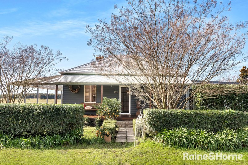 221 Bournes Lane, Pyree NSW 2540