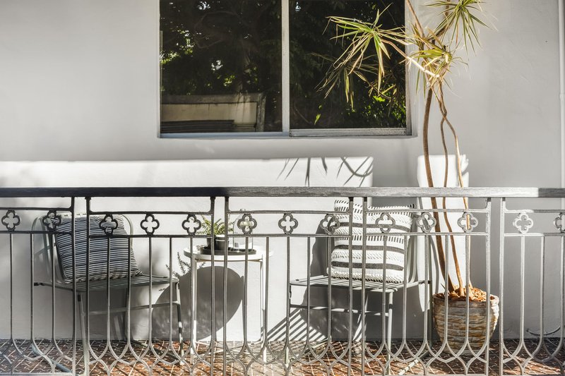 Photo - 221 Denison Street, Newtown NSW 2042 - Image 9