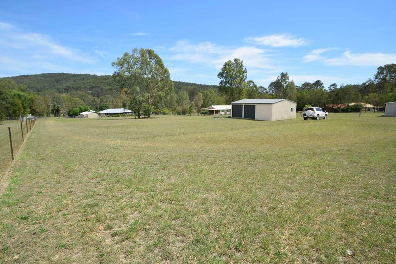 Photo - 221 Esk Hampton Road, Esk QLD 4312 - Image 3