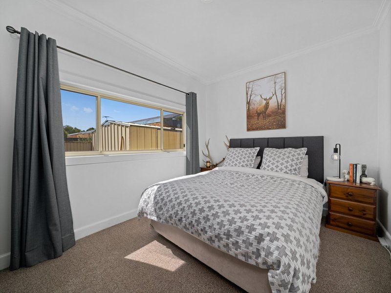 Photo - 2/21 Evans Street, Wangaratta VIC 3677 - Image 6