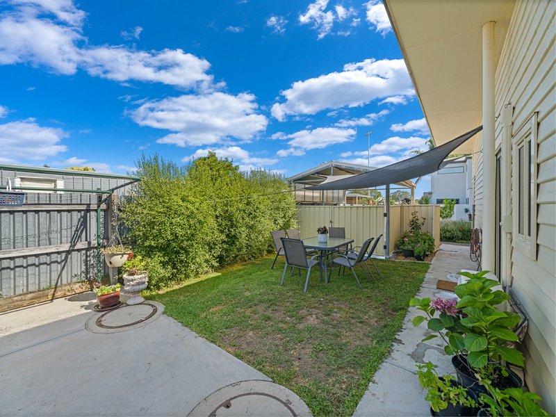 Photo - 2/21 Evans Street, Wangaratta VIC 3677 - Image 9