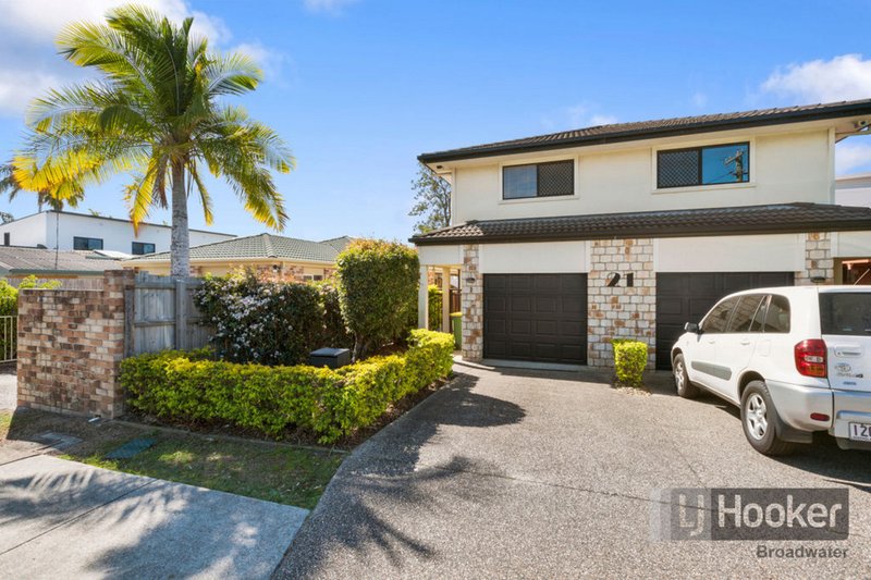 Photo - 2/21 Fisher Avenue, Southport QLD 4215 - Image 2