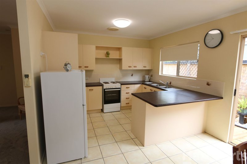 Photo - 2/21 Foley St , Bongaree QLD 4507 - Image 2