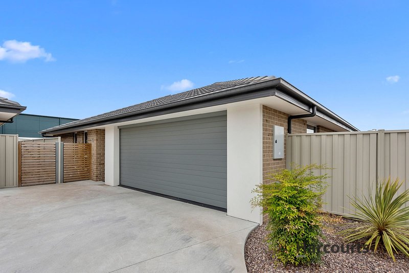 2/21 Gatenby Drive, Miandetta TAS 7310