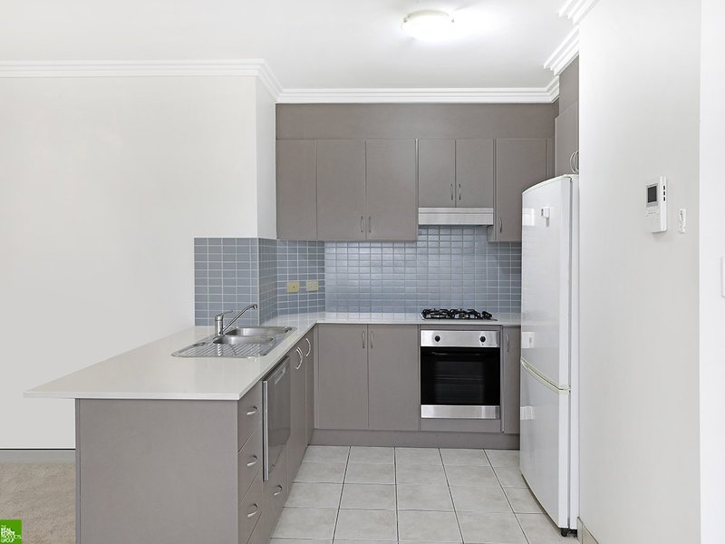 Photo - 22/1 Governors Lane, Wollongong NSW 2500 - Image 3