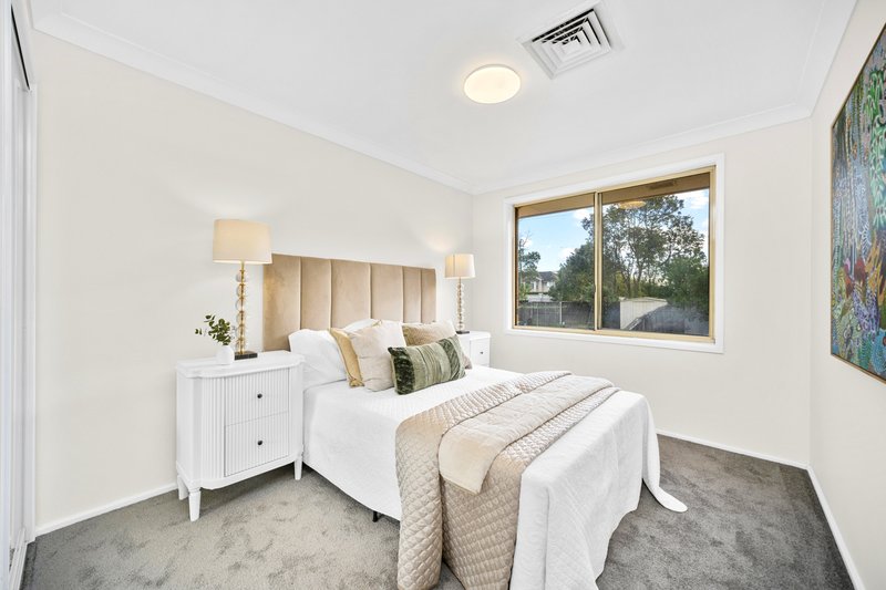 Photo - 2/21 Highclere Place, Castle Hill NSW 2154 - Image 10