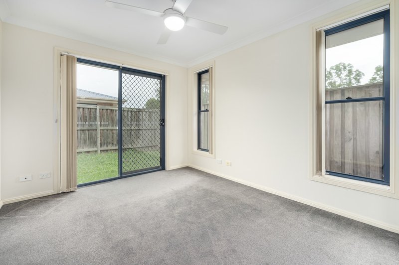 Photo - 2/21 Hillview Avenue, Dungog NSW 2420 - Image 6