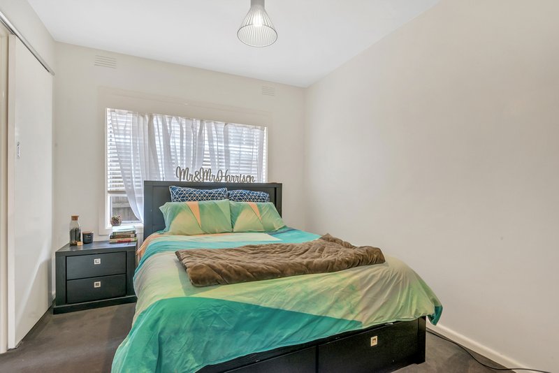 Photo - 2/21 Hobart Road, Murrumbeena VIC 3163 - Image 9