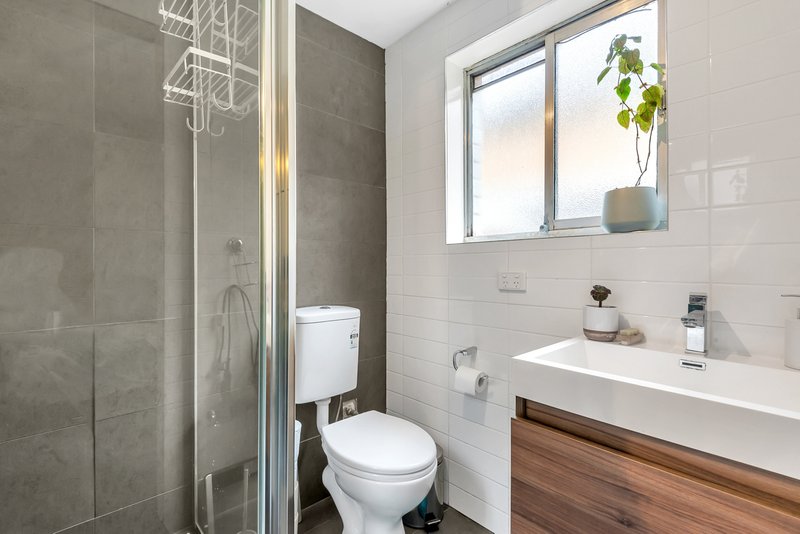 Photo - 2/21 Hobart Road, Murrumbeena VIC 3163 - Image 10