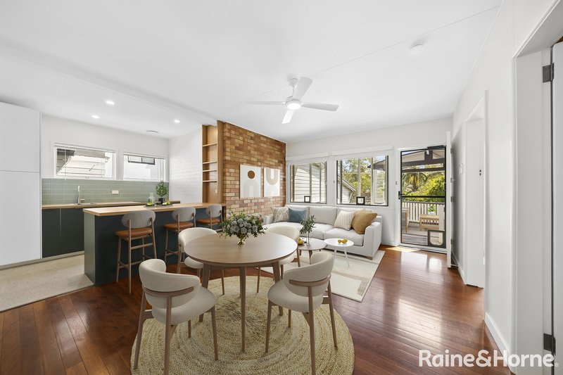 Photo - 2/21 Indooroopilly Road, Taringa QLD 4068 - Image 1