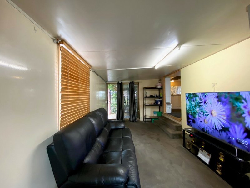 Photo - 22/1 Jacaranda Drive, Boyne Island QLD 4680 - Image 7