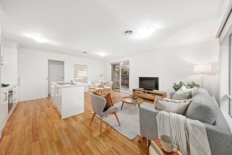 Photo - 2/21 James Street, Frankston VIC 3199 - Image 6