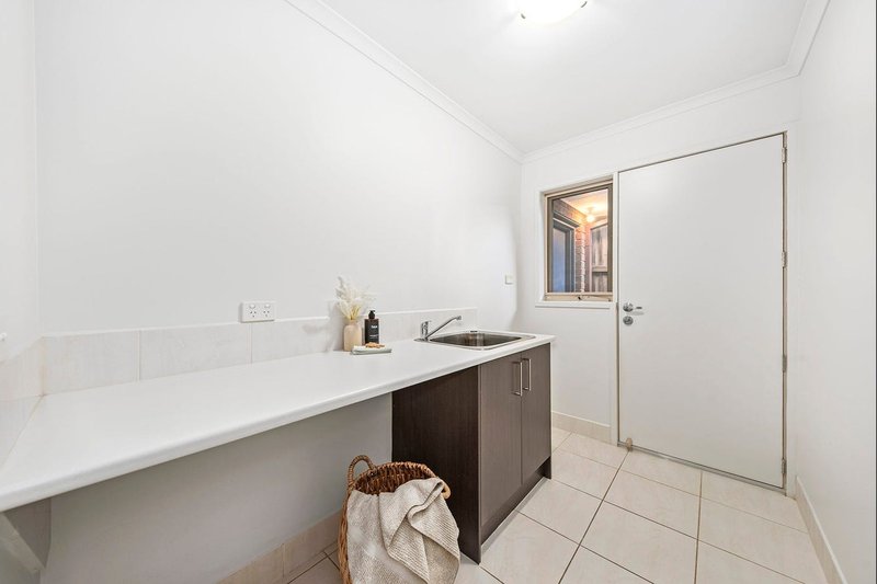 Photo - 2/21 James Street, Frankston VIC 3199 - Image 11